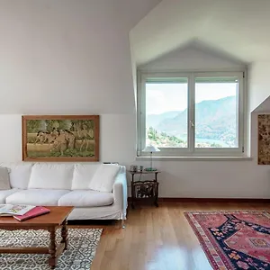I D'a Charming Penthouse - View- Como- House-130 Mt-2 Double Bedrooms And 2 Double Bathrooms A Spacious Living Room-full Equipped Kitchen-private Garden And Terrace-private Covered Parking Appartamento Côme